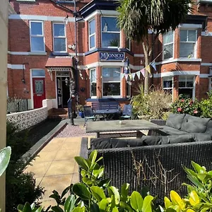 https://monico-guest-house.yorkshirehotels.net