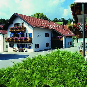 Kurbad Und Siass Pensjonat