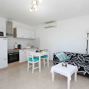 https://apartment-diego-and-fabio.in-istria.net